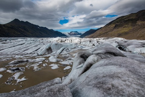 Le lac depuis le haut d'un iceberg Heinabergslón Islande Iceland