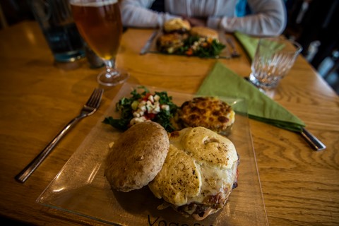 Vogafjos cowshed cafe Myvatn Islande Iceland