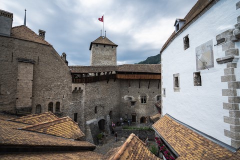 La cour du Château de Chillon Lac léman Montreux Suisse
