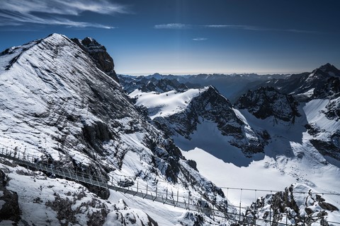 Cliff walk 2 titlis Suisse