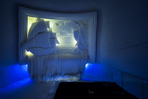 Laponie Finlandaise Ylläs Lapland hotel snow village Ice room boat