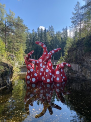 Shine of life Yayoi Kusama Kistefos The Twist Jevnaker Norvège
