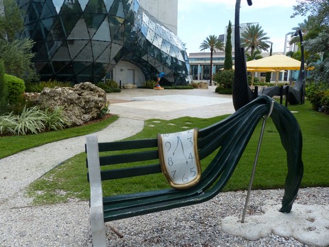 Musée Dali Saint Petersburg Floride Etats-Unis